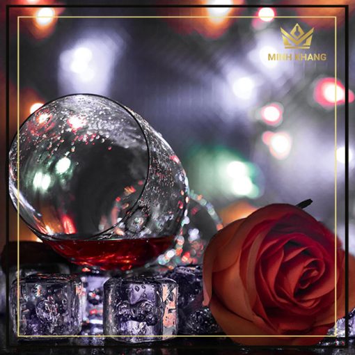 Rượu vang Chile Carmen Gran Reserva Syrah hương sắc hoa mùa xuân