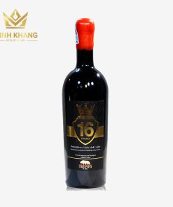 Rượu vang Ý Tre Pini 16 Piscina Primitivo Gioia del Colle mang lại may mắn cho người sở hữu